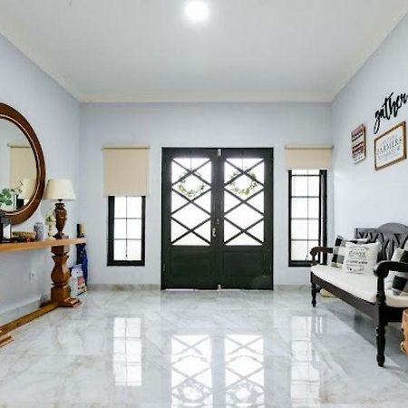 Stylish Villa At Green Apple U 35A Cipanas Puncak Sindanglaya Екстериор снимка