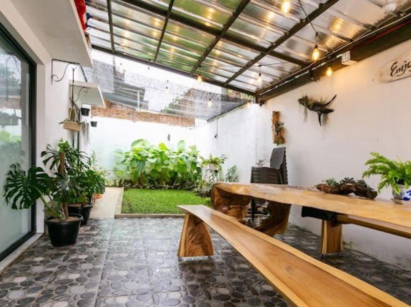 Stylish Villa At Green Apple U 35A Cipanas Puncak Sindanglaya Екстериор снимка